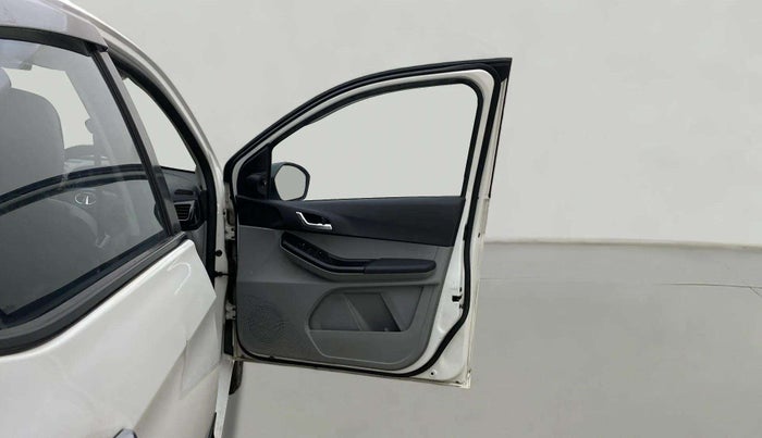 2020 Tata Tiago XZA PLUS PETROL, Petrol, Automatic, 76,100 km, RHS Front Door