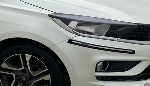 2020 Tata Tiago XZA PLUS PETROL, Petrol, Automatic, 76,100 km, Right fog light - Fog light not working