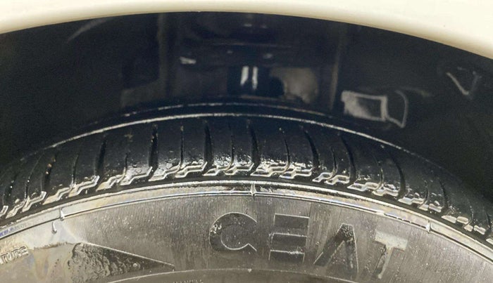 2020 Tata Tiago XZA PLUS PETROL, Petrol, Automatic, 76,100 km, Right Front Tyre Tread