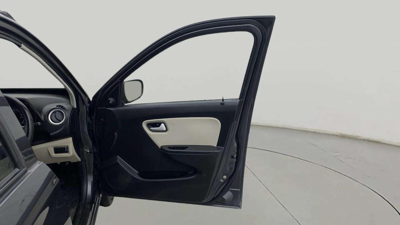 2021 Maruti Alto VXI PLUS, Petrol, Manual, 18,159 km, RHS Front Door