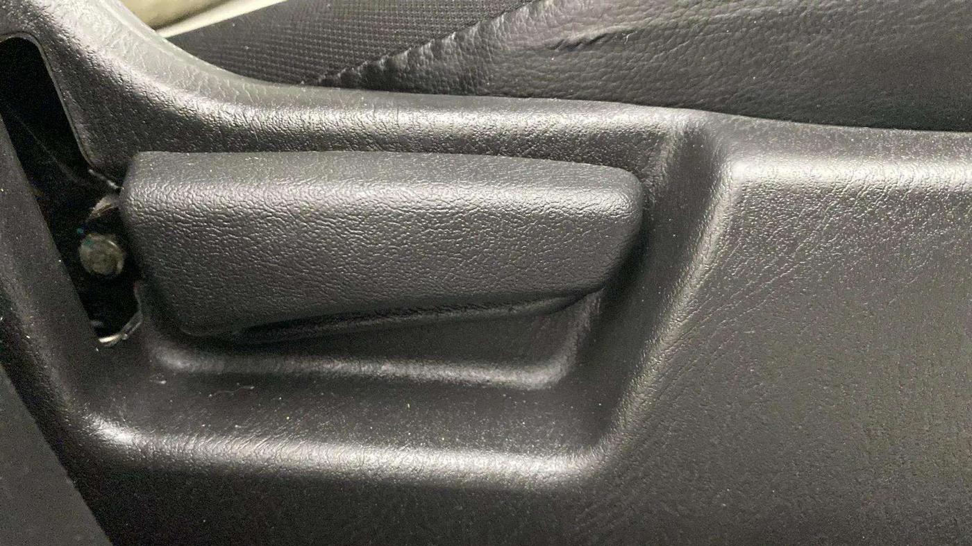 2021 Maruti Alto VXI PLUS, Petrol, Manual, 18,159 km, Driver Side Adjustment Panel