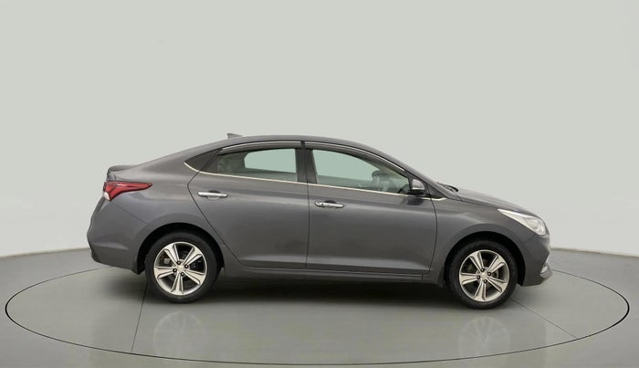 2017 Hyundai Verna 1.6 VTVT SX (O) AT, Petrol, Automatic, 37,334 km, Right Side View