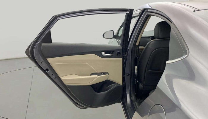 2017 Hyundai Verna 1.6 VTVT SX (O) AT, Petrol, Automatic, 37,334 km, LHS Rear Door