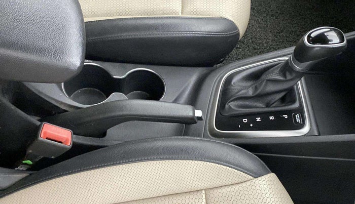 2017 Hyundai Verna 1.6 VTVT SX (O) AT, Petrol, Automatic, 37,334 km, Gear Lever