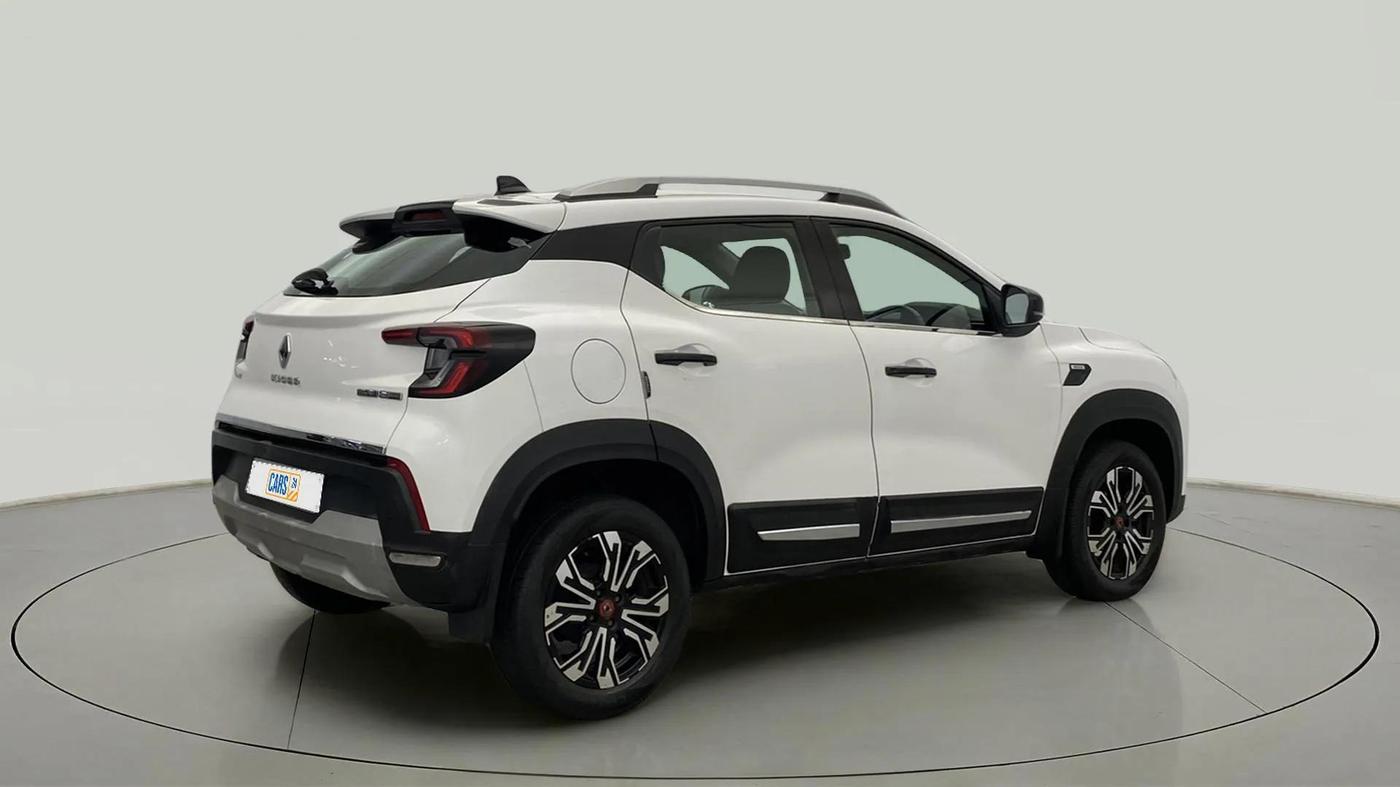 2022 Renault Kiger RXZ TURBO CVT, Petrol, Automatic, 29,532 km, Right Back Diagonal