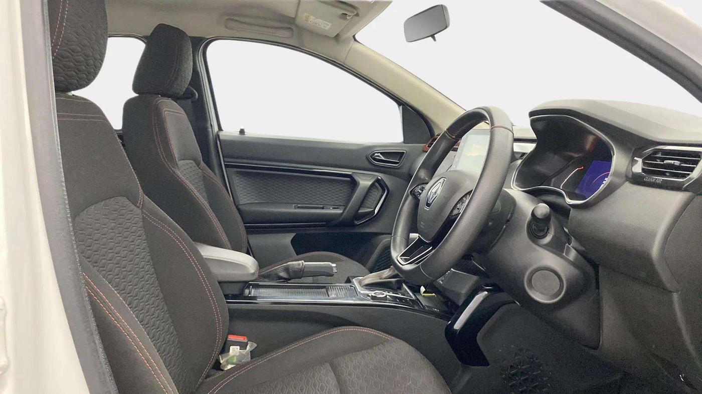 2022 Renault Kiger RXZ TURBO CVT, Petrol, Automatic, 29,532 km, Right Side Front Door Cabin
