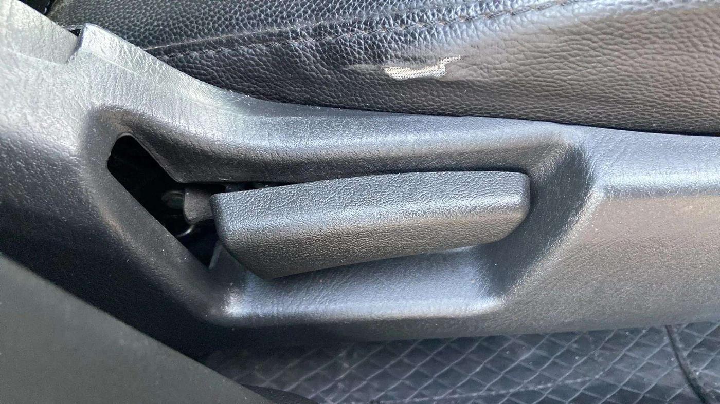 2020 Maruti Alto LXI, Petrol, Manual, 23,444 km, Driver Side Adjustment Panel