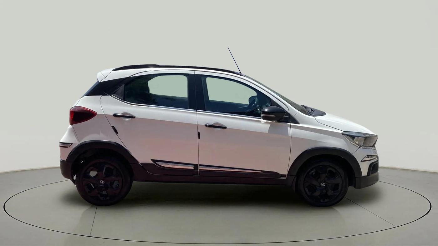 2022 Tata TIAGO NRG XZ MT, Petrol, Manual, 38,601 km, Right Side View