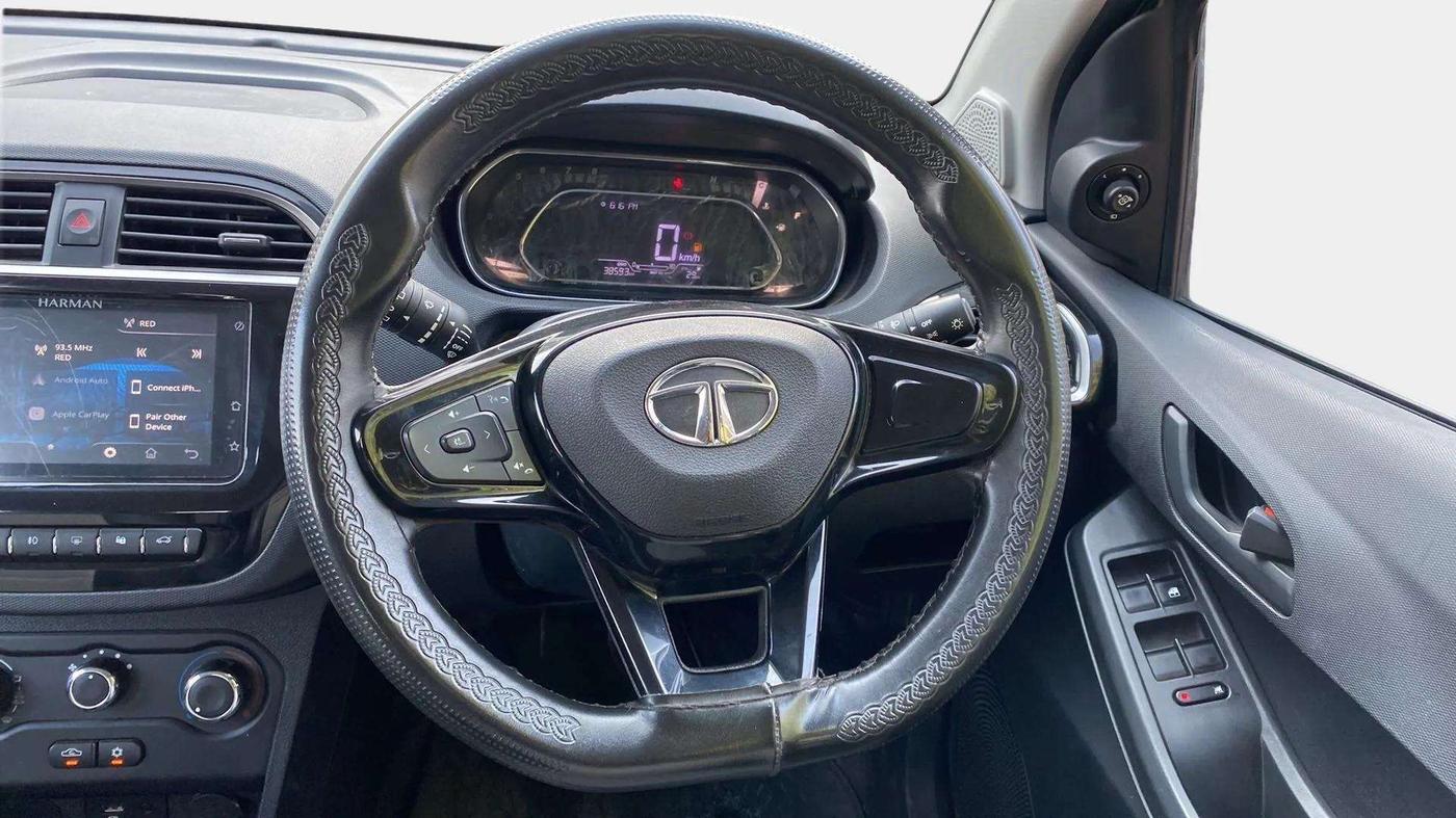 2022 Tata TIAGO NRG XZ MT, Petrol, Manual, 38,601 km, Steering Wheel Close Up