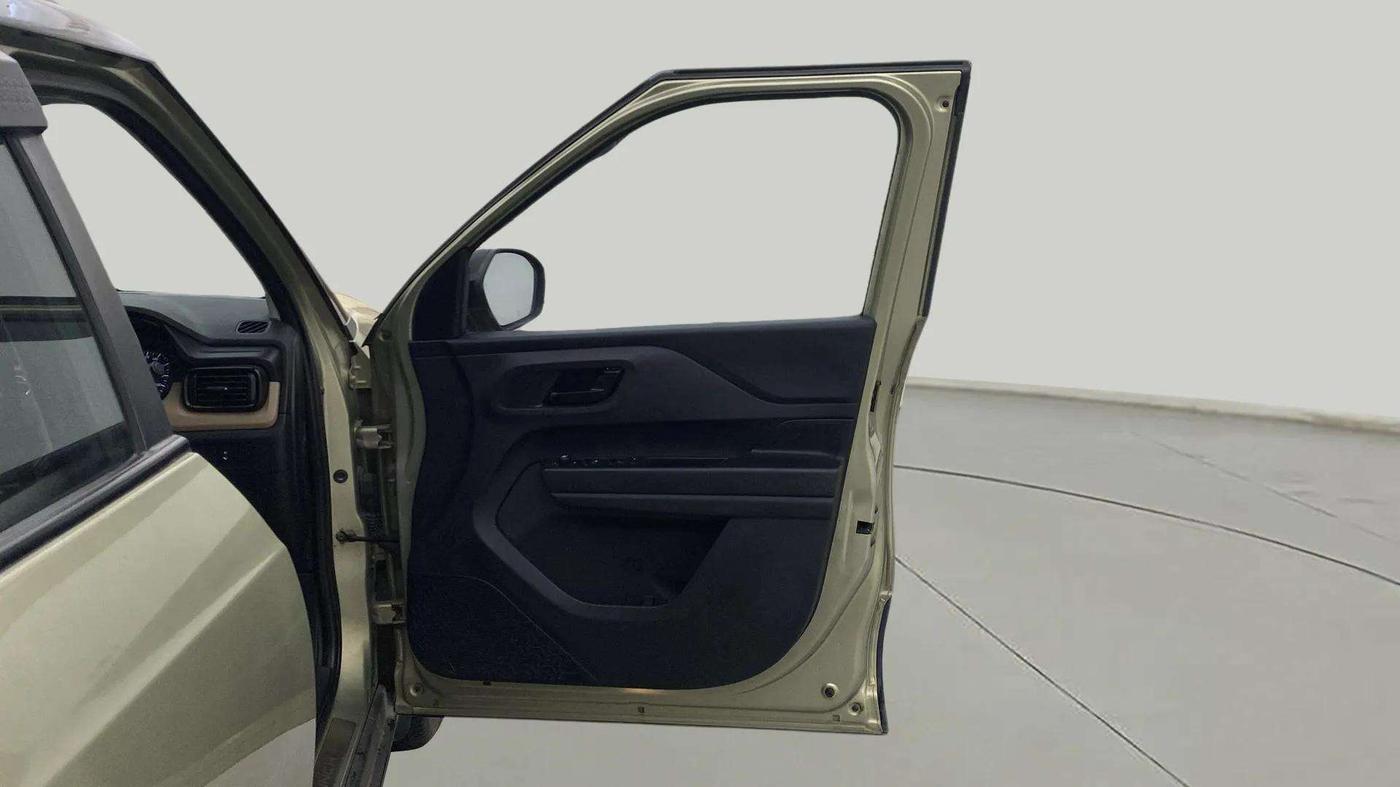 2022 Tata PUNCH CREATIVE 1.2 AMT KAZIRANGA EDITION , Petrol, Automatic, 66,530 km, RHS Front Door