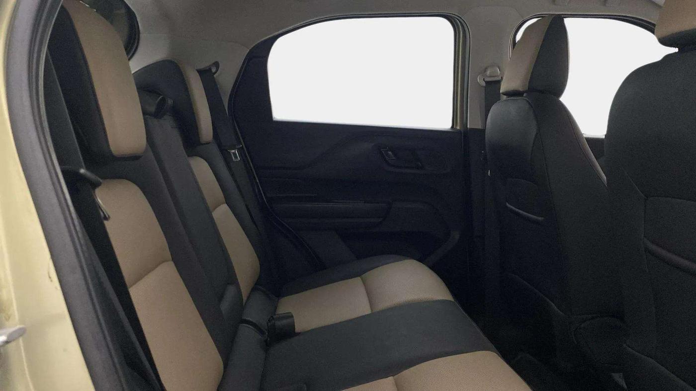 2022 Tata PUNCH CREATIVE 1.2 AMT KAZIRANGA EDITION , Petrol, Automatic, 66,530 km, Right Side Rear Door Cabin