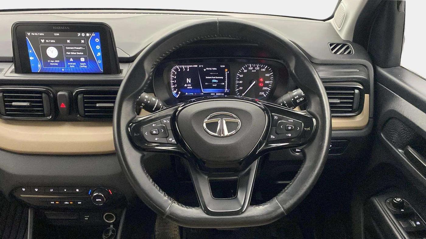 2022 Tata PUNCH CREATIVE 1.2 AMT KAZIRANGA EDITION , Petrol, Automatic, 66,530 km, Steering Wheel Close Up