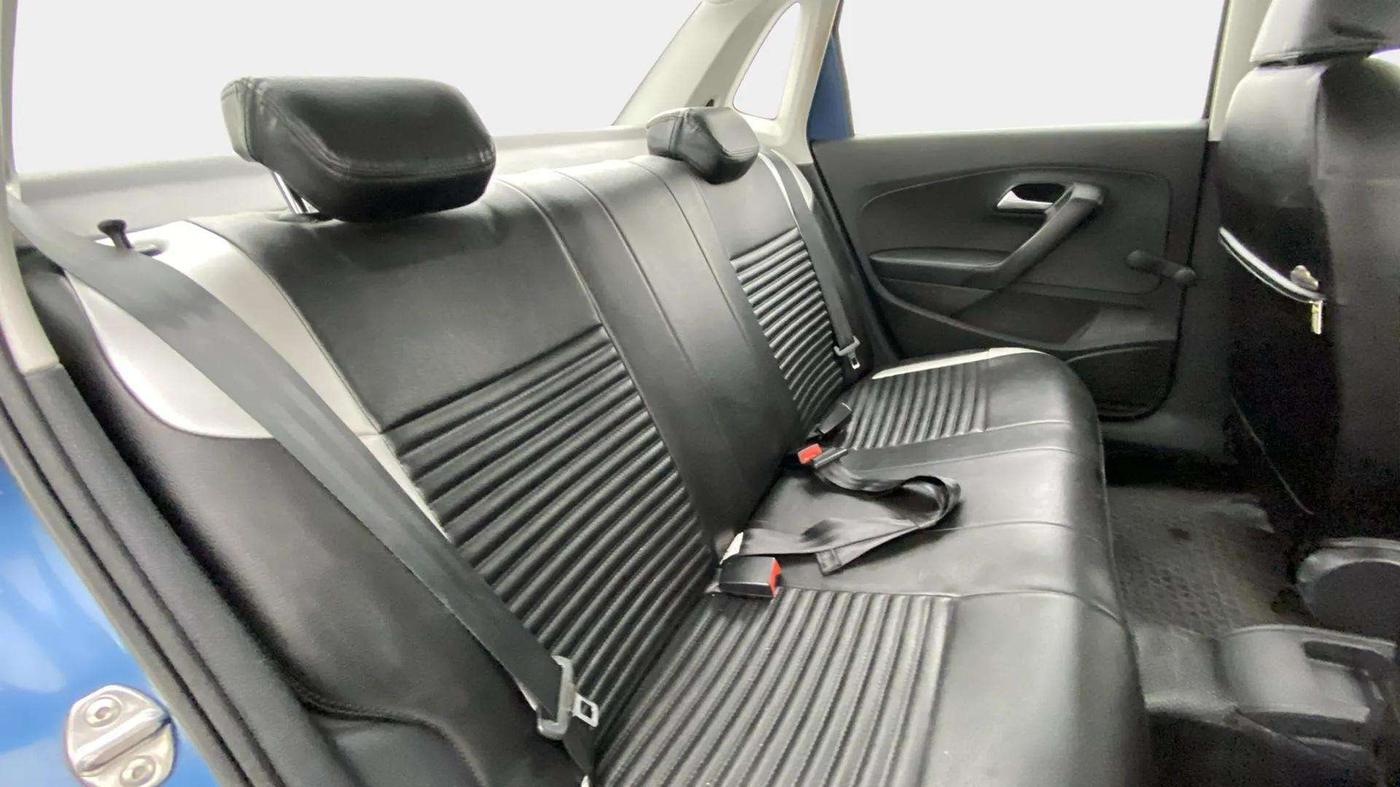 2017 Volkswagen Ameo TRENDLINE 1.5L, Diesel, Manual, 48,196 km, Right Side Rear Door Cabin