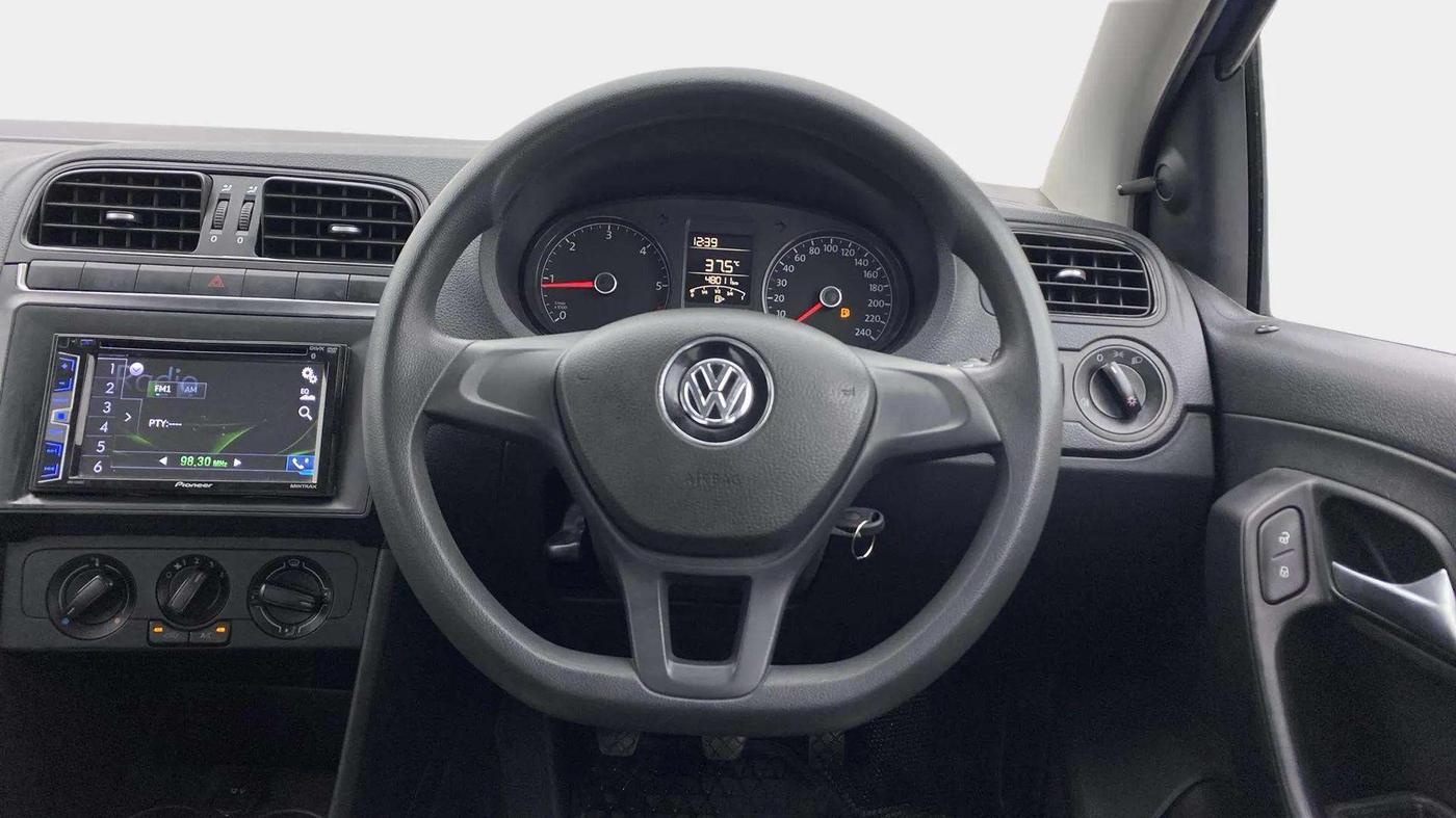 2017 Volkswagen Ameo TRENDLINE 1.5L, Diesel, Manual, 48,196 km, Steering Wheel Close Up