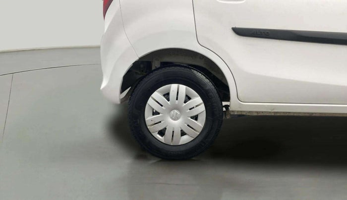 2021 Maruti Alto VXI, Petrol, Manual, 43,877 km, Right Rear Wheel