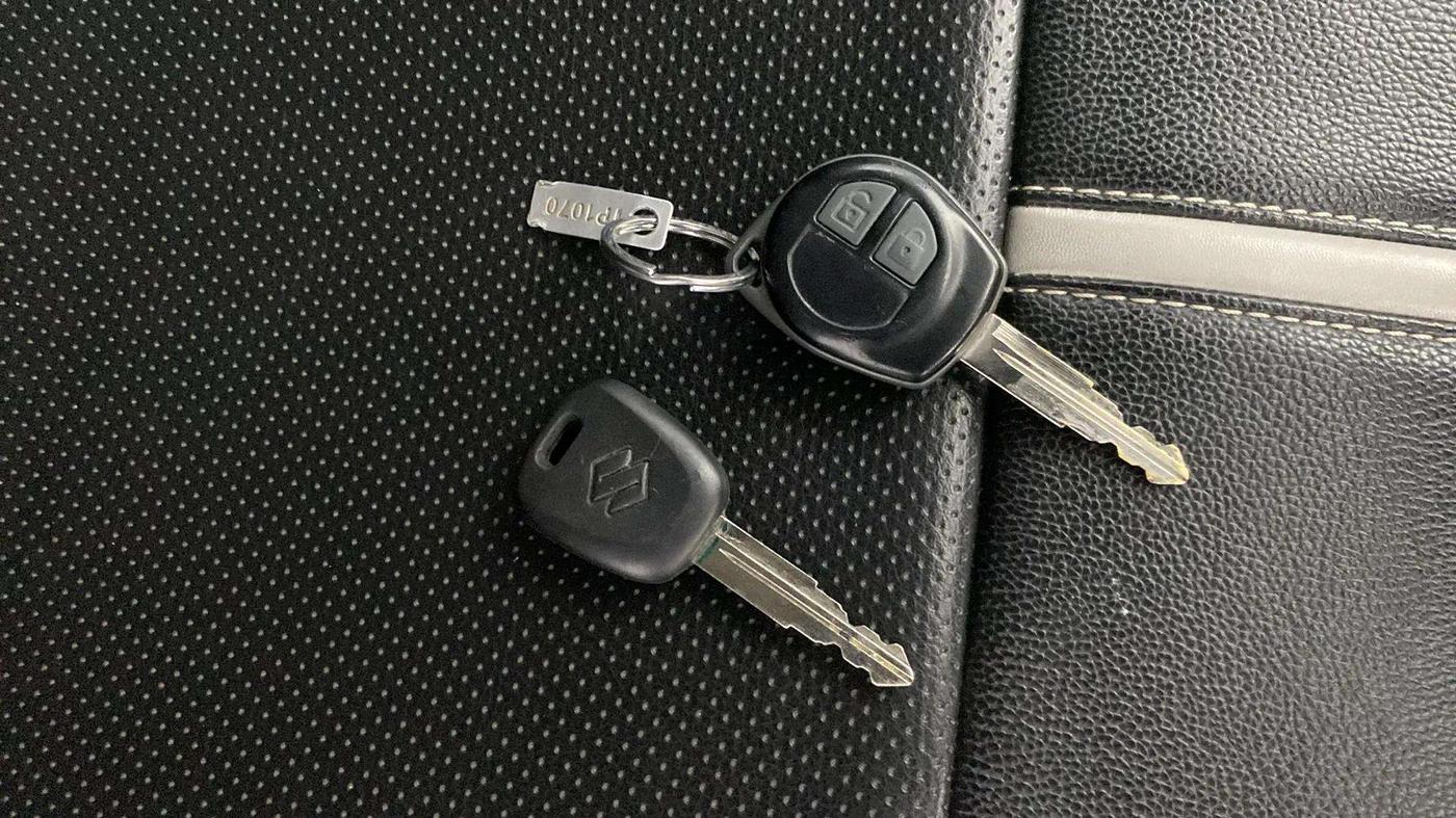 2021 Maruti Alto VXI, Petrol, Manual, 43,910 km, Key Close Up