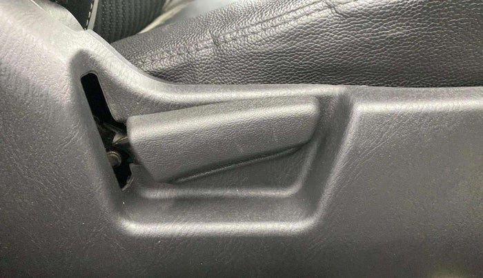 2021 Maruti Alto VXI, Petrol, Manual, 43,877 km, Driver Side Adjustment Panel