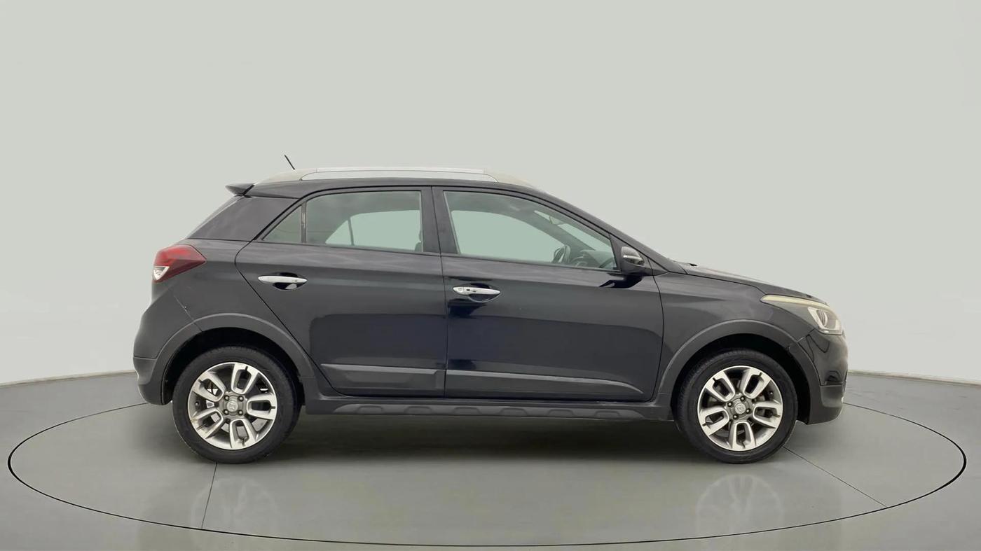 2017 Hyundai i20 Active 1.2 SX, Petrol, Manual, 71,748 km, Right Side View