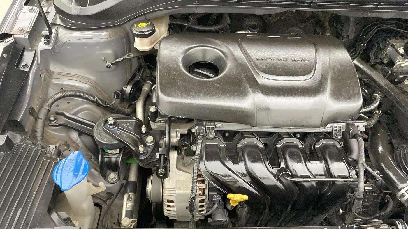 2018 Hyundai Verna 1.6 VTVT SX, Petrol, Manual, 19,421 km, Engine View - Right