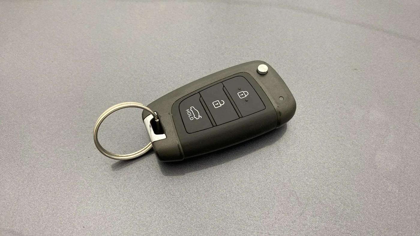 2018 Hyundai Verna 1.6 VTVT SX, Petrol, Manual, 19,421 km, Key Close Up