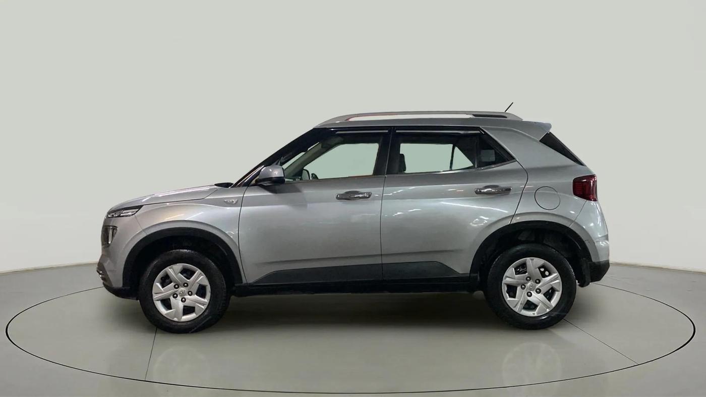 2020 Hyundai VENUE S 1.2, Petrol, Manual, 65,681 km, Left Side