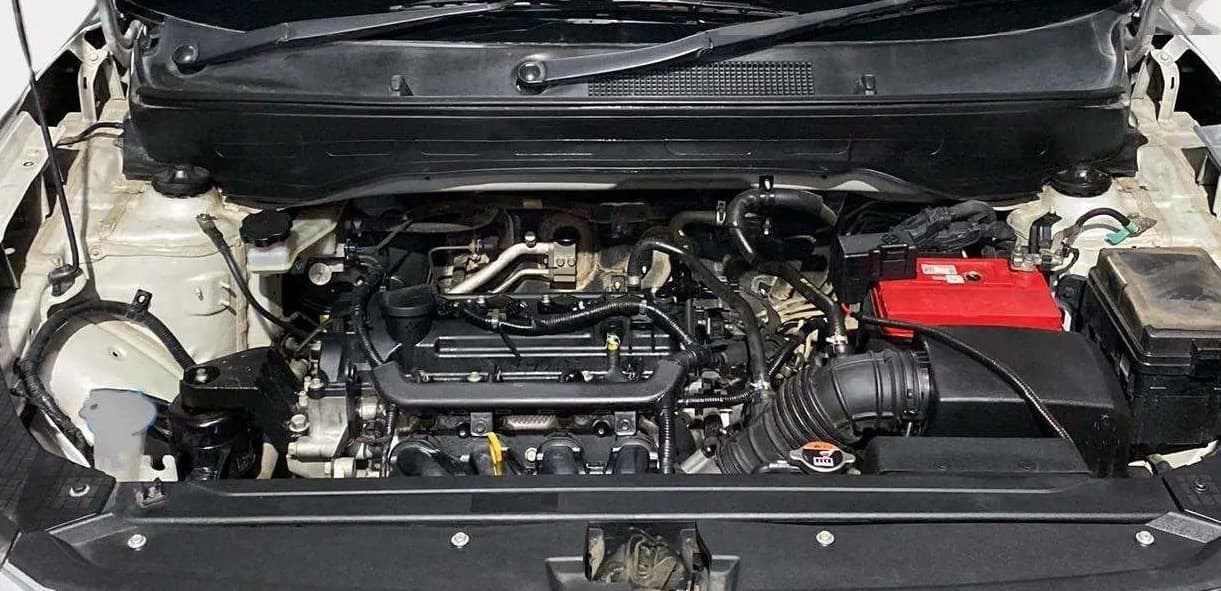 2020 Hyundai VENUE S 1.2, Petrol, Manual, 65,681 km, Open Bonet