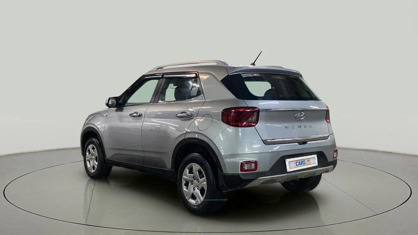 2020 Hyundai VENUE S 1.2, Petrol, Manual, 65,681 km, Left Back Diagonal