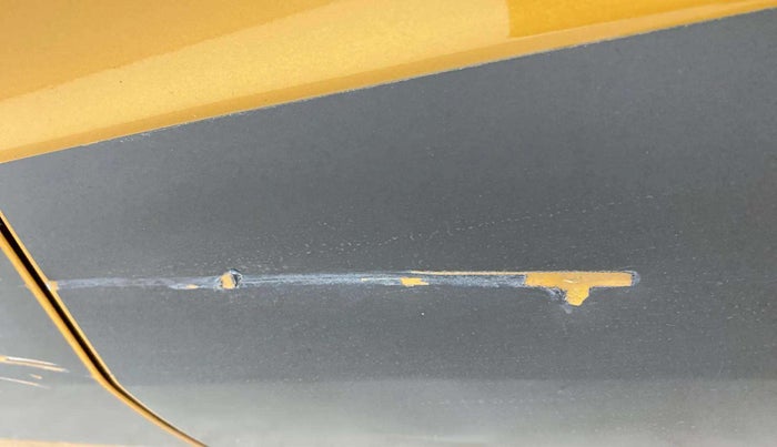 2020 Renault TRIBER RXZ, Petrol, Manual, 9,508 km, Rear left door - Slightly dented