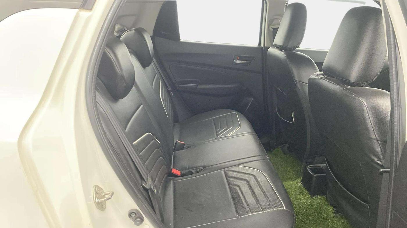 2021 Maruti Swift ZXI AMT, Petrol, Automatic, 40,152 km, Right Side Rear Door Cabin