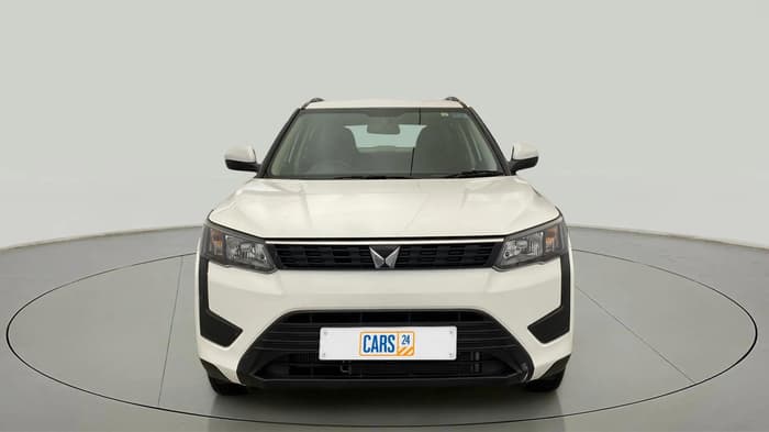 2024 Mahindra XUV300 W4 1.2 PETROL, Petrol, Manual, 3,562 km, Front