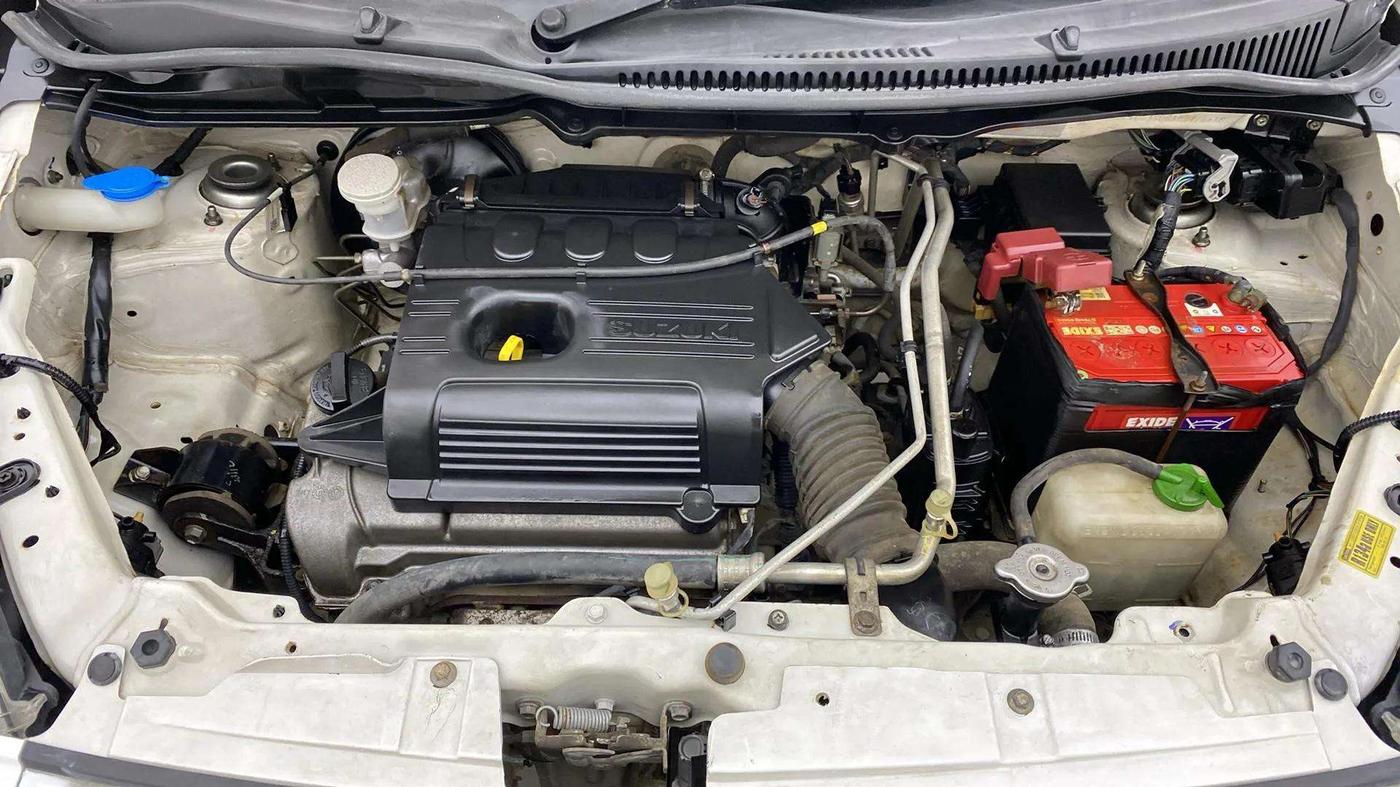 2016 Maruti Wagon R 1.0 LXI, Petrol, Manual, 42,789 km, Engine View