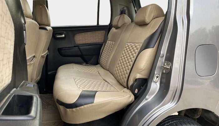 2017 Maruti Wagon R 1.0 VXI, Petrol, Manual, 75,971 km, Right Side Rear Door Cabin