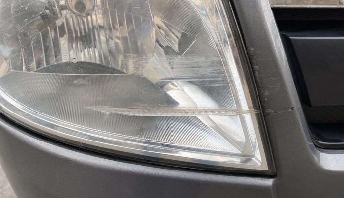 2017 Maruti Wagon R 1.0 VXI, Petrol, Manual, 75,971 km, Right headlight - Minor scratches