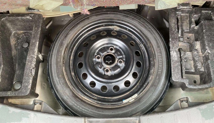 2017 Maruti Wagon R 1.0 VXI, Petrol, Manual, 75,971 km, Dicky (Boot door) - Jack/Tool not available