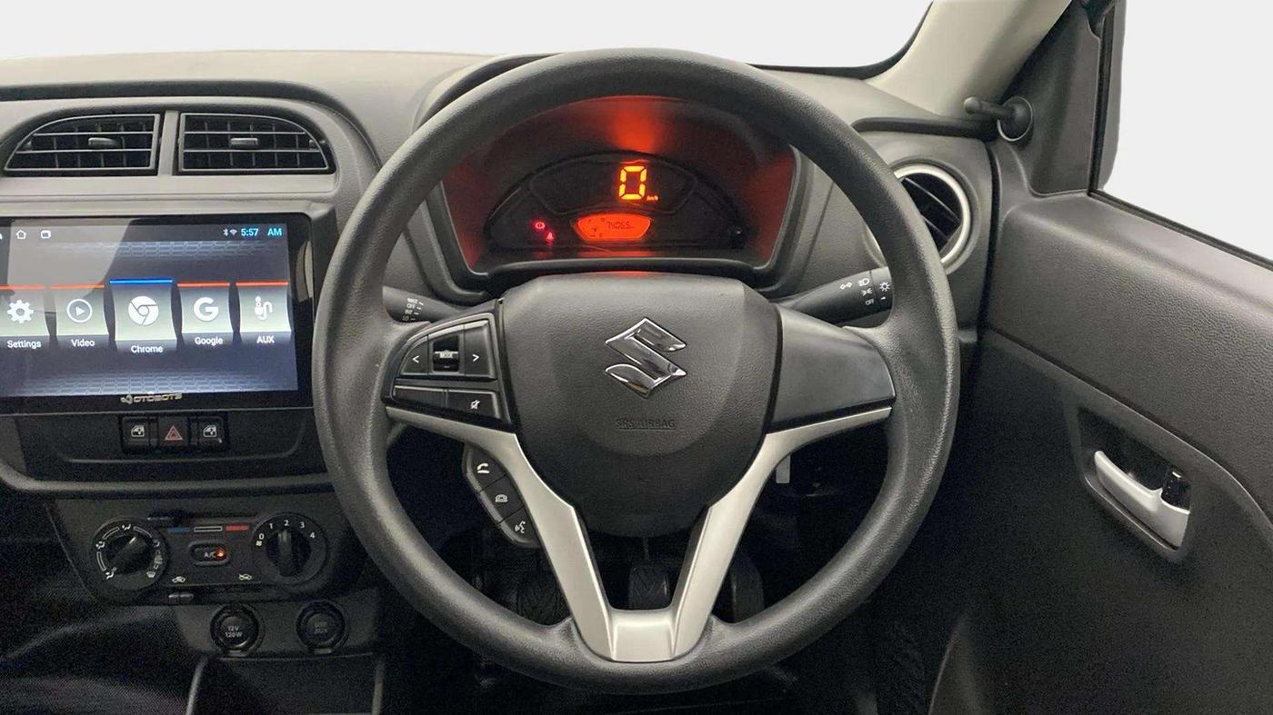 2022 Maruti Alto K10 VXI PLUS, Petrol, Manual, 7,388 km, Steering Wheel Close Up