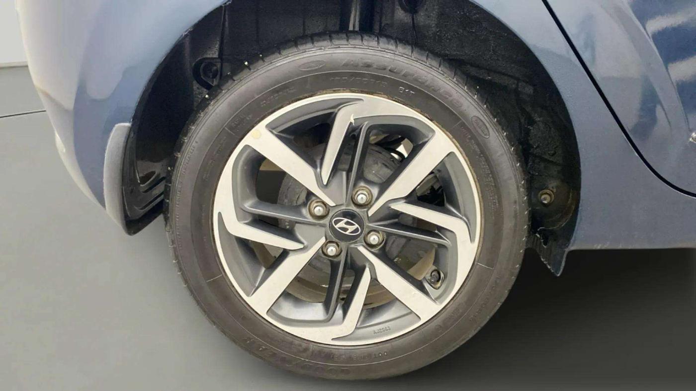 2020 Hyundai GRAND I10 NIOS ASTA AMT 1.2 KAPPA VTVT, Petrol, Automatic, 11,508 km, Right Rear Wheel