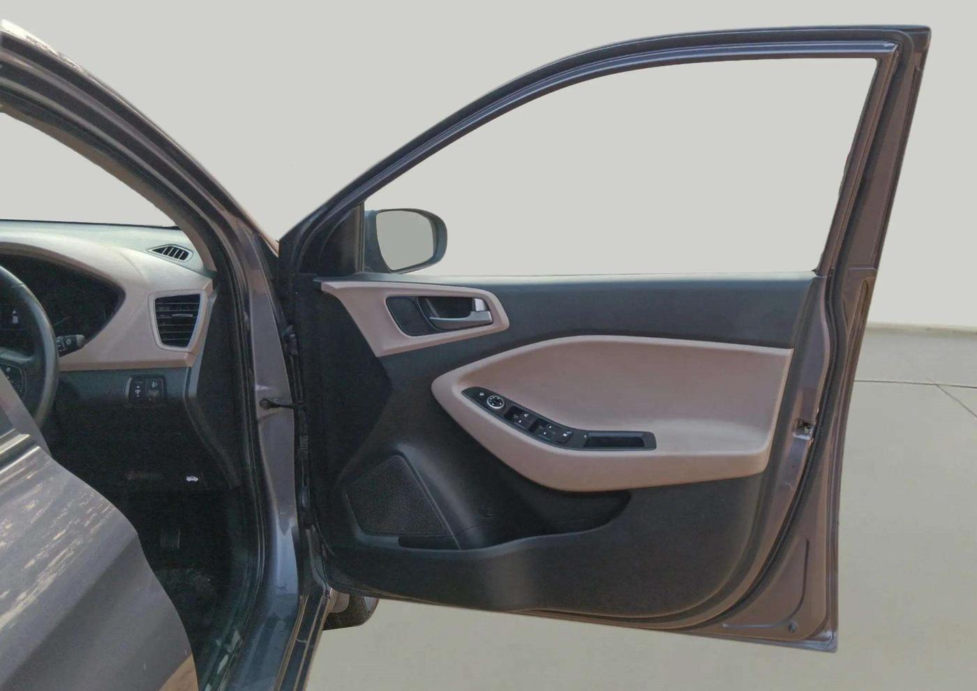 2016 Hyundai Elite i20 ASTA 1.2 (O), Petrol, Manual, 59,891 km, RHS Front Door
