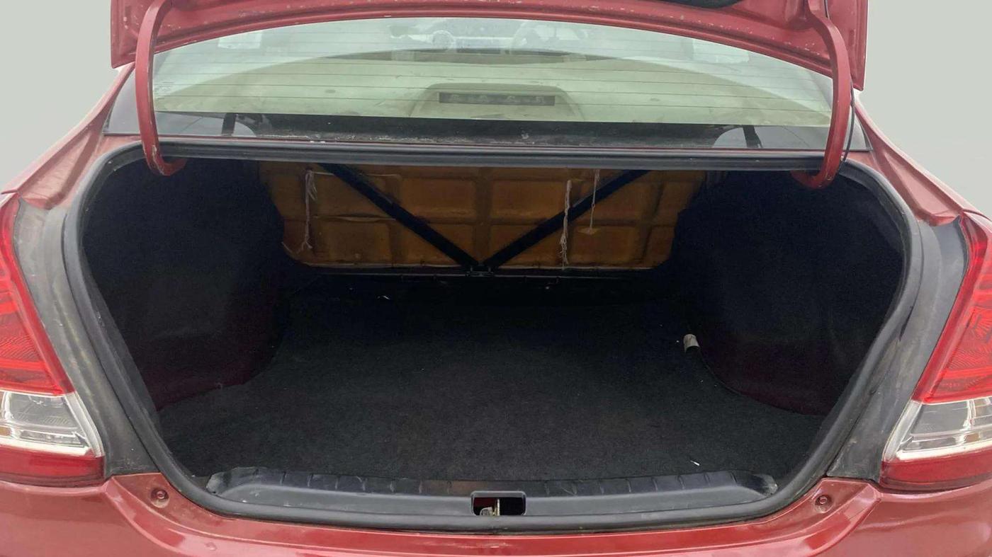 2014 Toyota Etios V, Petrol, Manual, 73,091 km, Boot Open Zoomed View