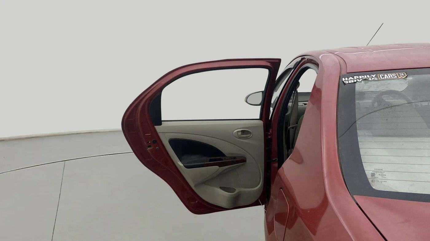 2014 Toyota Etios V, Petrol, Manual, 73,091 km, LHS Rear Door