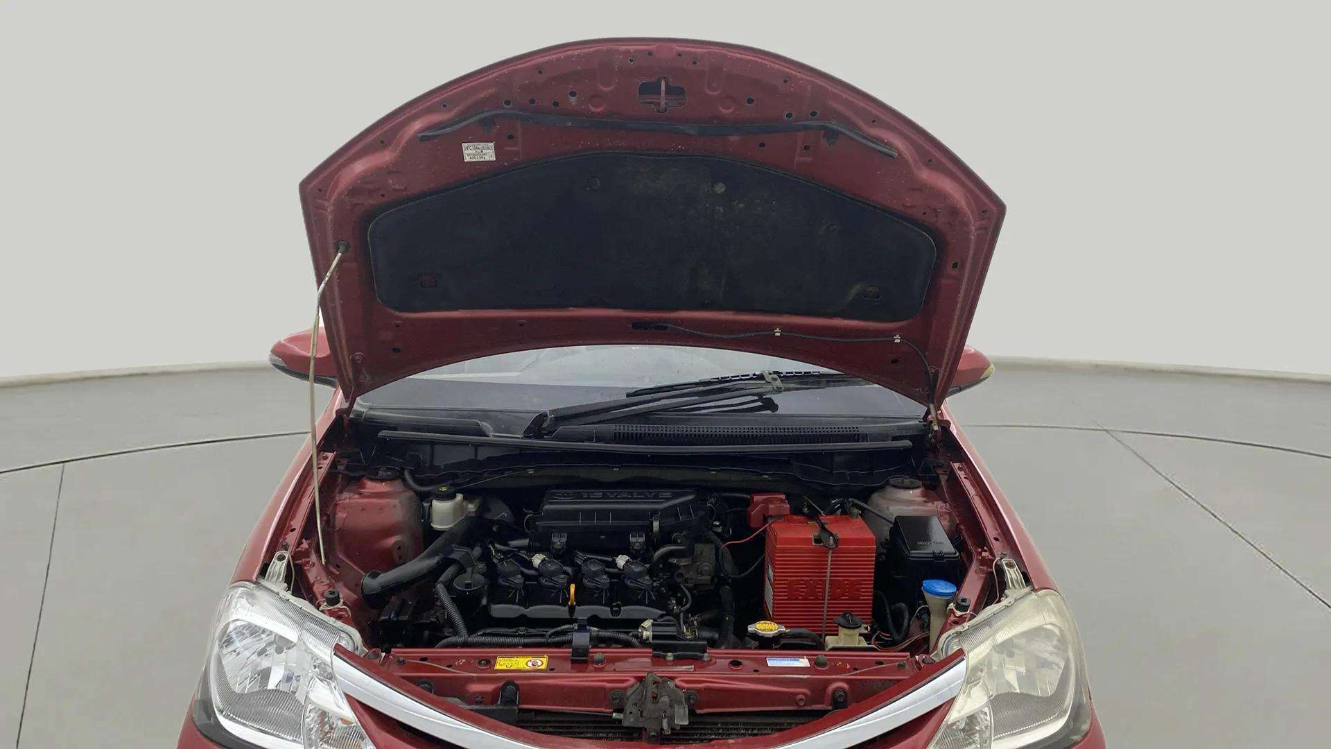 Engine-Full-View-With-Bonnet-Open-13