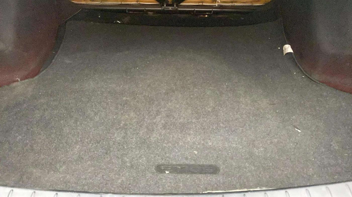 2014 Toyota Etios V, Petrol, Manual, 73,091 km, Boot Inside
