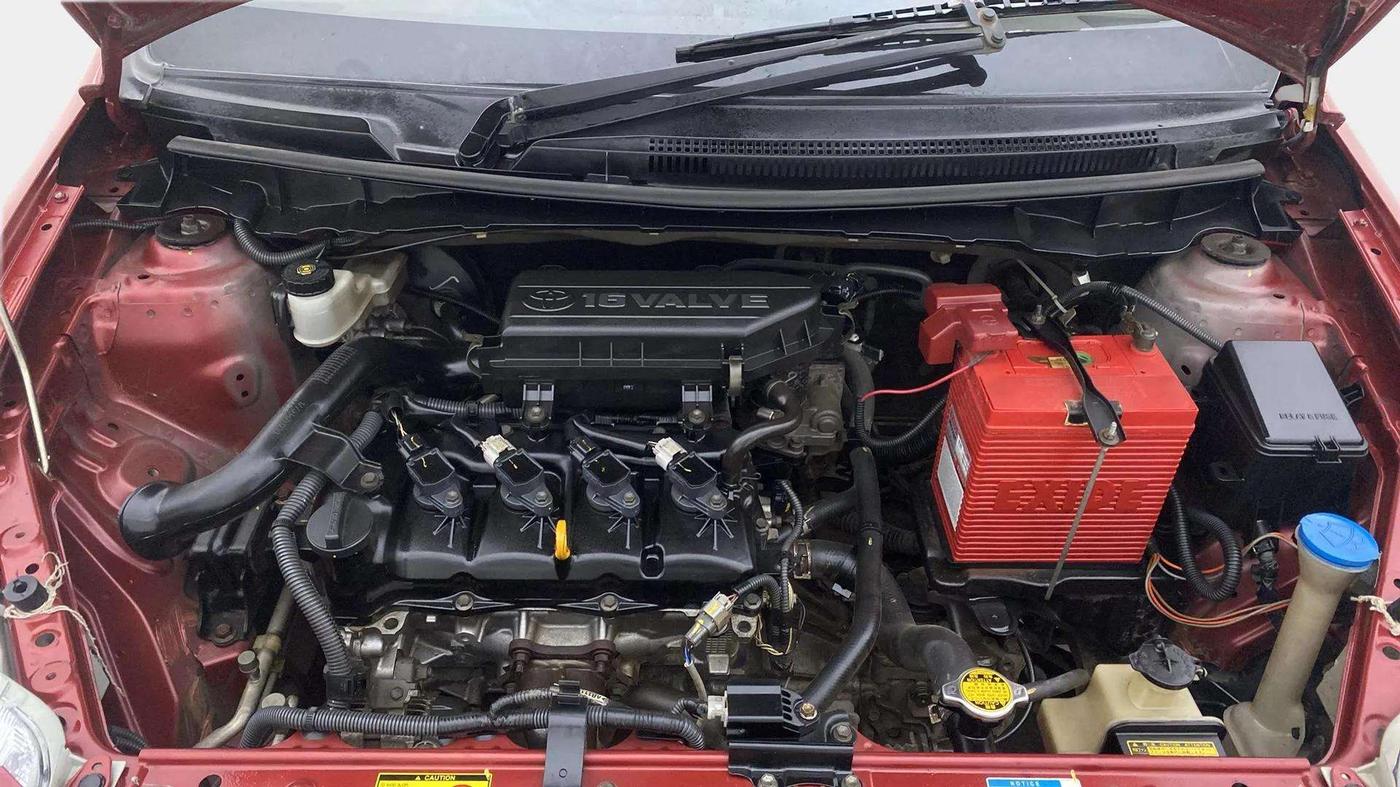 2014 Toyota Etios V, Petrol, Manual, 73,091 km, Engine View