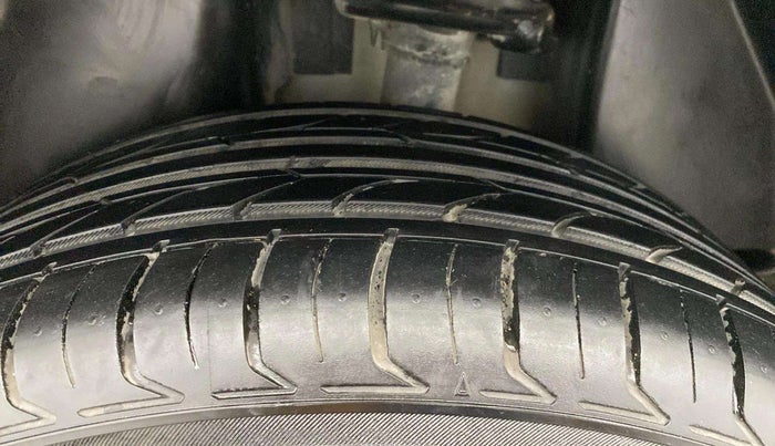 2018 Jeep Compass LIMITED (O) 1.4 PETROL AT, Petrol, Automatic, 36,736 km, Left Rear Tyre Tread