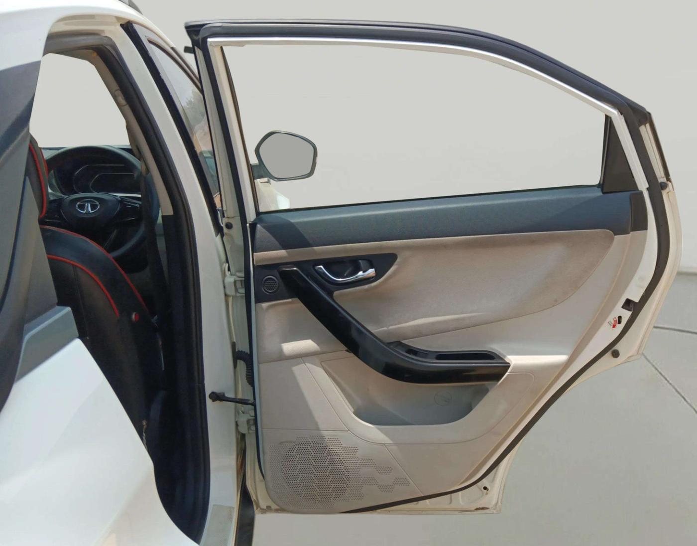 2021 Tata NEXON XZA PLUS DIESEL, Diesel, Automatic, 58,310 km, RHS Rear Door