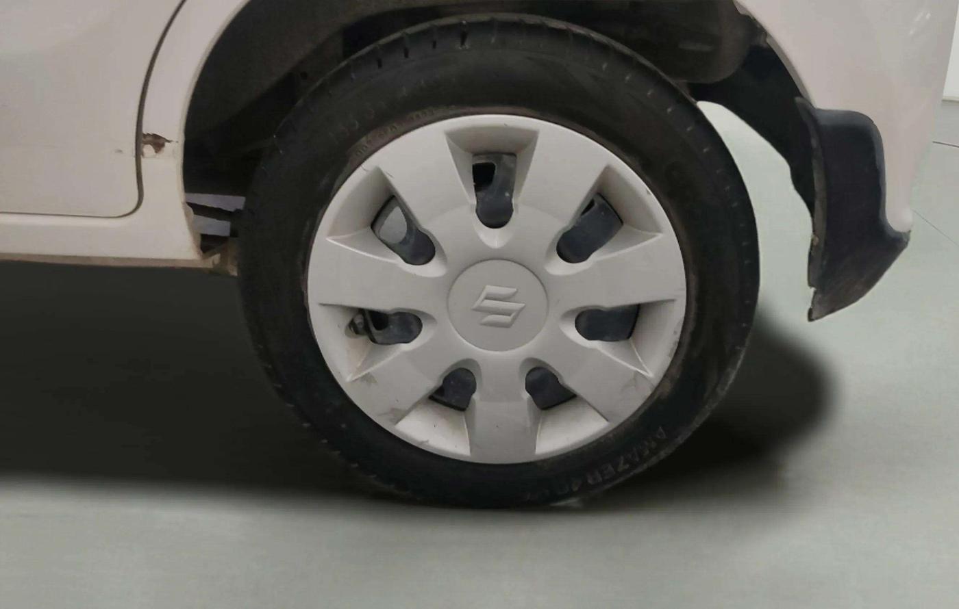 2018 Maruti Alto K10 VXI AMT, Petrol, Automatic, 80,421 km, Left Rear Wheel