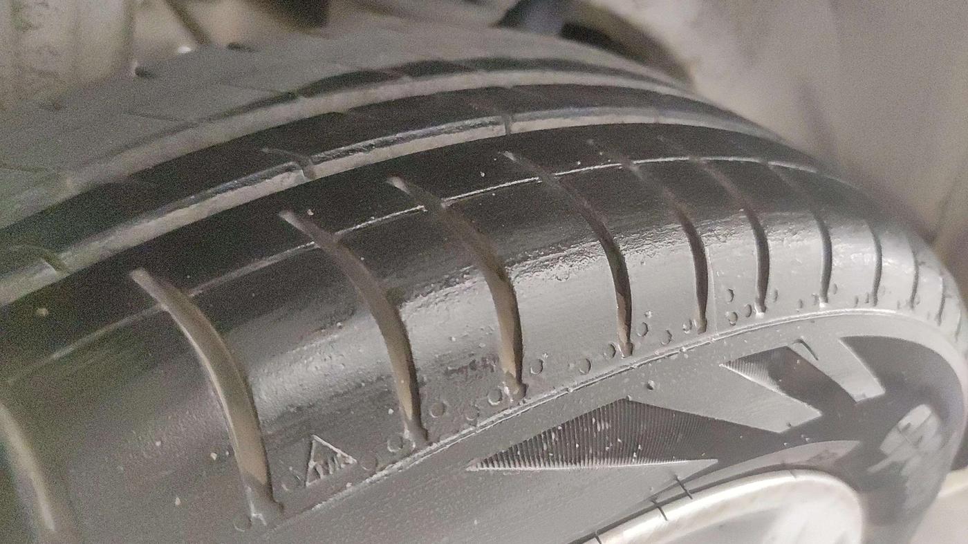 2018 Maruti Alto K10 VXI AMT, Petrol, Automatic, 80,421 km, Right Rear Tyre Tread