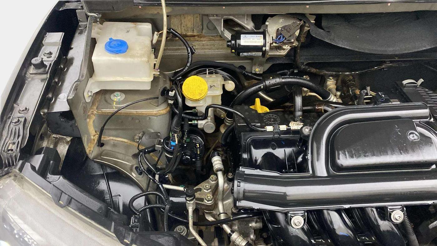2021 Renault Kwid RXT 1.0 (O), Petrol, Manual, 47,176 km, Engine View - Right