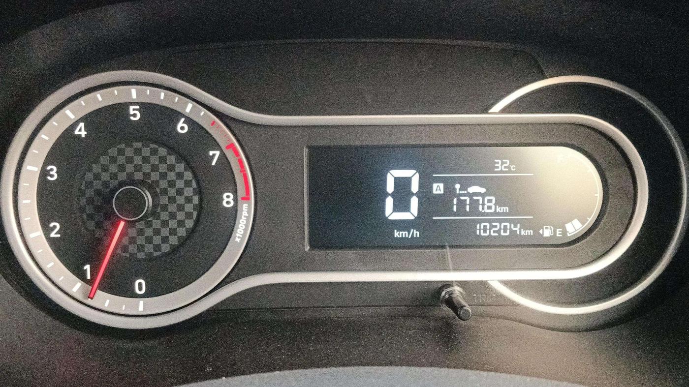 2022 Hyundai GRAND I10 NIOS SPORTZ 1.2 KAPPA VTVT, Petrol, Manual, 10,202 km, Odometer Image