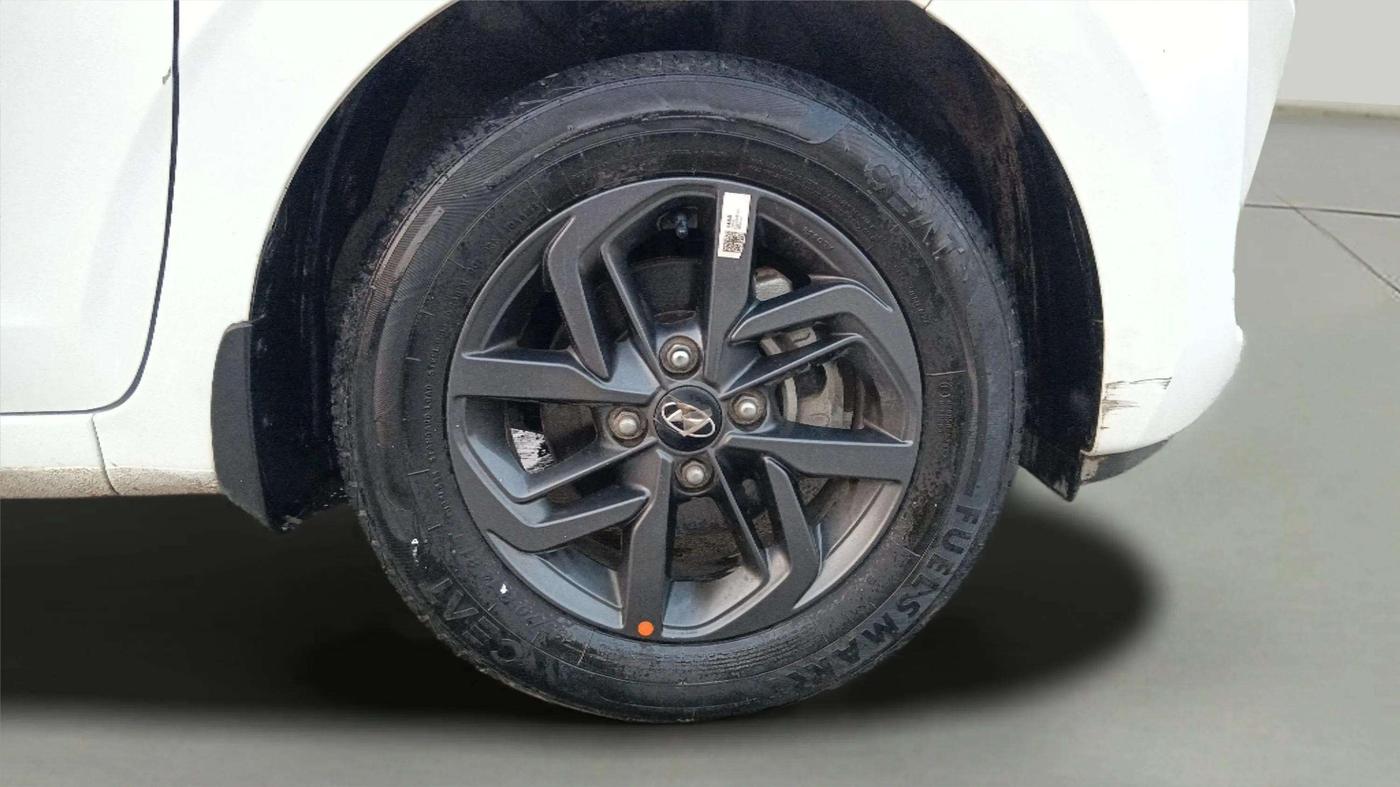 2022 Hyundai GRAND I10 NIOS SPORTZ 1.2 KAPPA VTVT, Petrol, Manual, 10,202 km, Right Front Wheel
