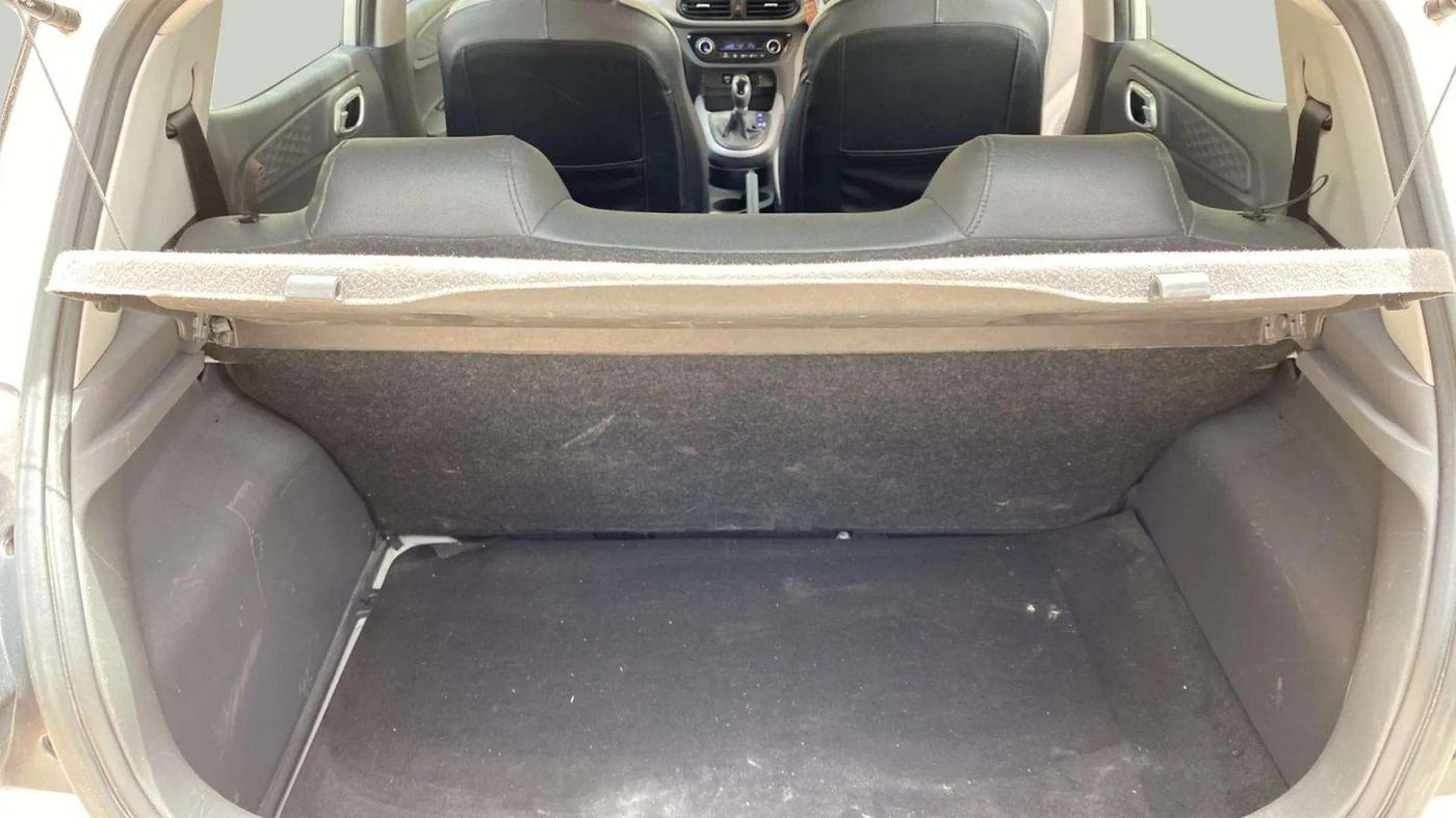 2023 Hyundai GRAND I10 NIOS SPORTZ AMT 1.2 KAPPA VTVT, Petrol, Automatic, 28,571 km, Boot Inside